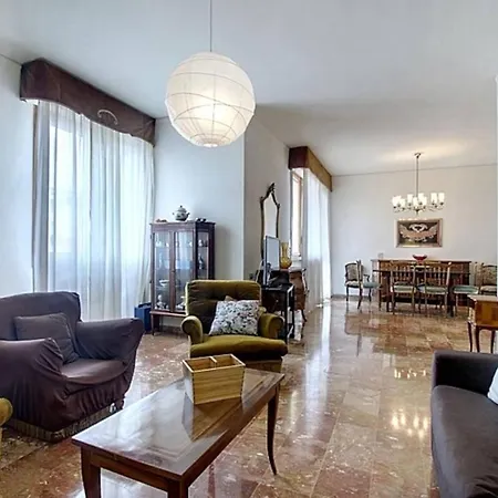 Frati Bigi With Parking * Φλωρεντία